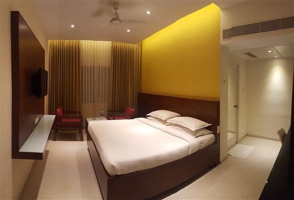 Gayathri Hotels Tirupur Kültér fotó