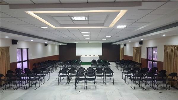 Gayathri Hotels Tirupur Kültér fotó