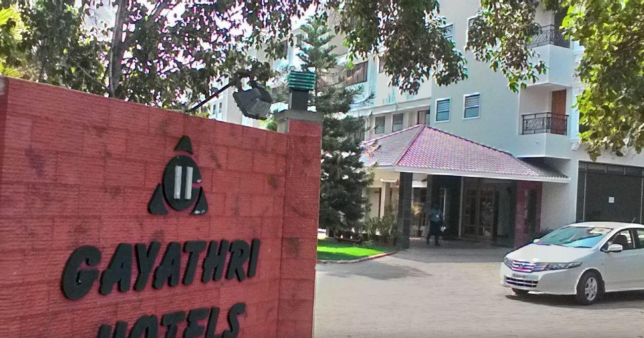 Gayathri Hotels Tirupur Kültér fotó