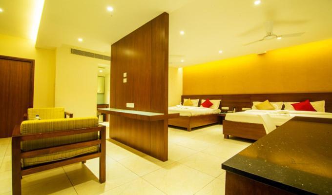 Gayathri Hotels Tirupur Kültér fotó