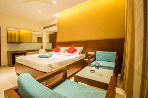 Gayathri Hotels Tirupur Kültér fotó